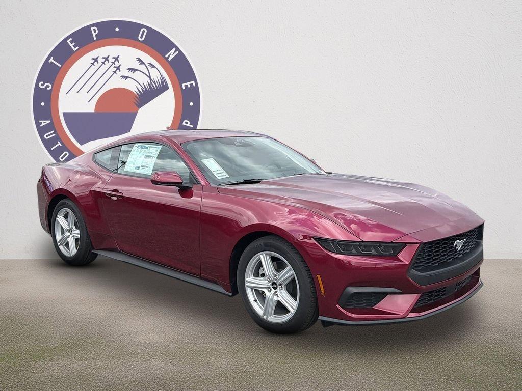 Ford Mustang Ecoboost® Fastback - Thumbnail 3