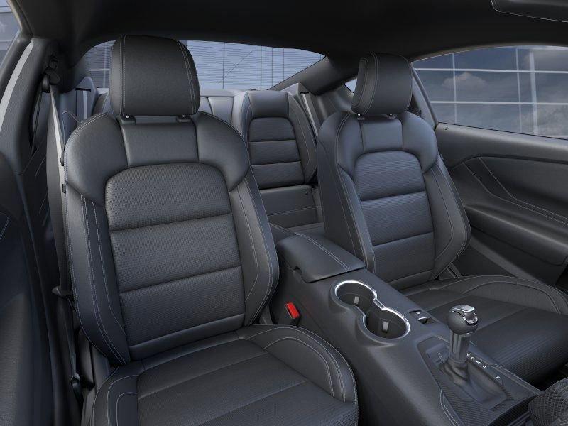 Ford Mustang Gt Premium Fastback - Thumbnail 12