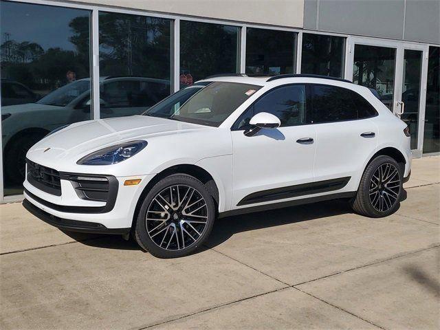 Porsche Macan - View 1