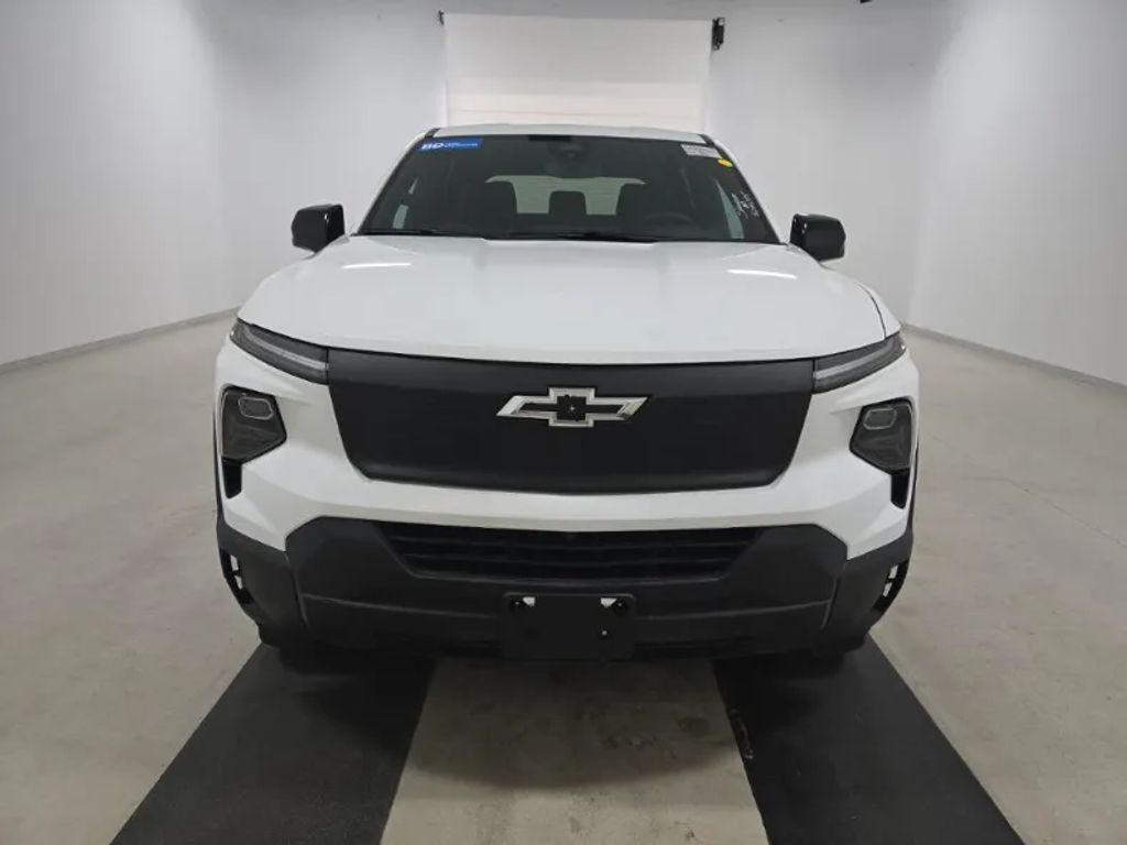 Chevrolet Silverado Ev - - Thumbnail 18