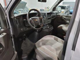 Chevrolet Express 3500 Passenger - - Thumbnail 7
