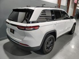 Jeep Grand Cherokee - - Thumbnail 4