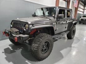 Jeep Wrangler Unlimited - - Thumbnail 8