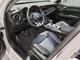 Alfa Romeo Stelvio - - Thumbnail 14