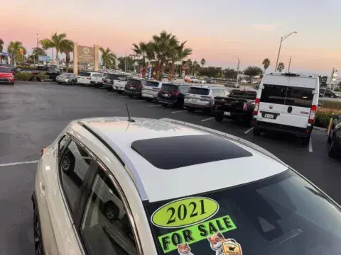 Nissan Rogue Sport Sl Sport Utility 4D - Thumbnail 6