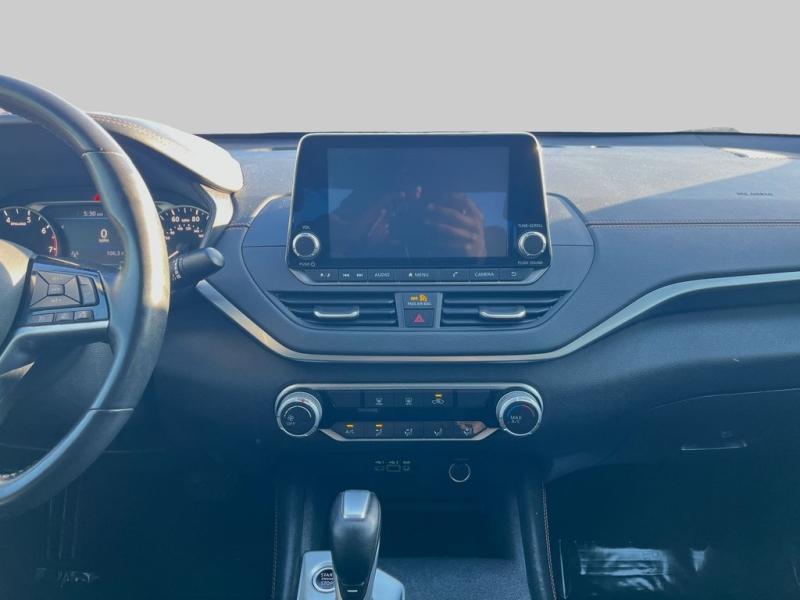 Nissan Altima 2.5 Sr - Thumbnail 16