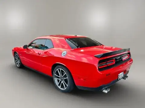 Dodge Challenger R/T Coupe 2D - Thumbnail 6