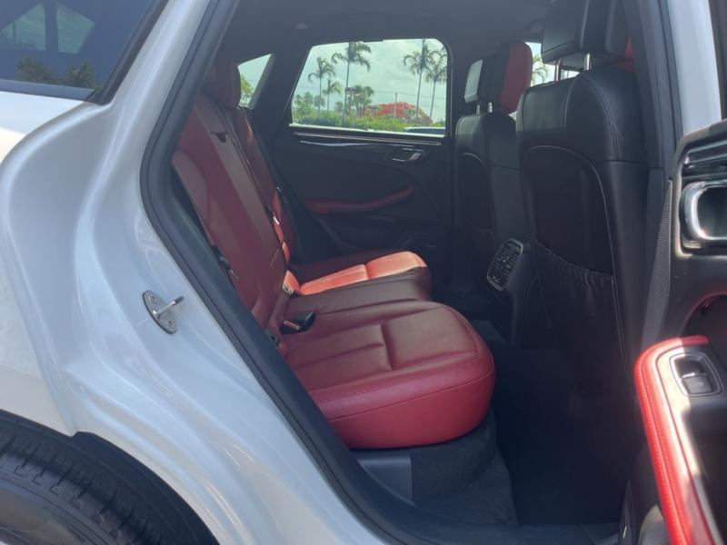 Porsche Macan Gts - Thumbnail 13