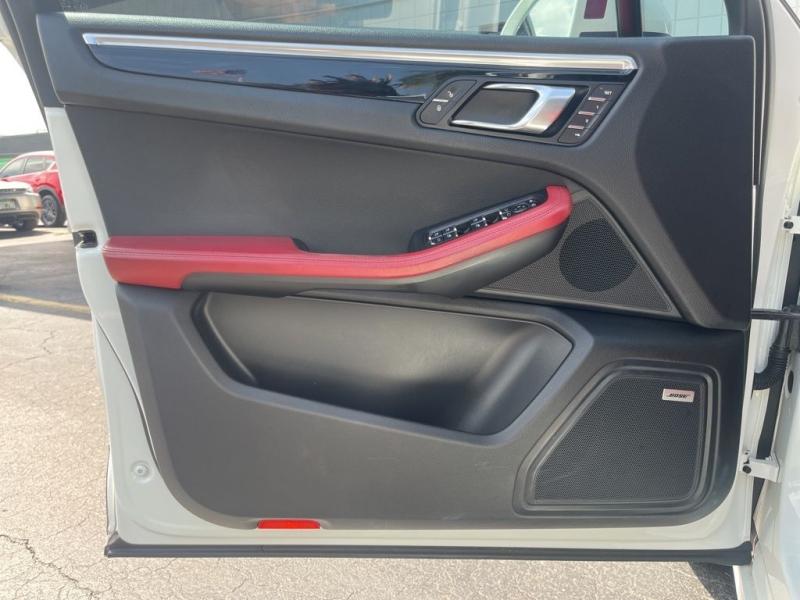 Porsche Macan Gts - Thumbnail 10