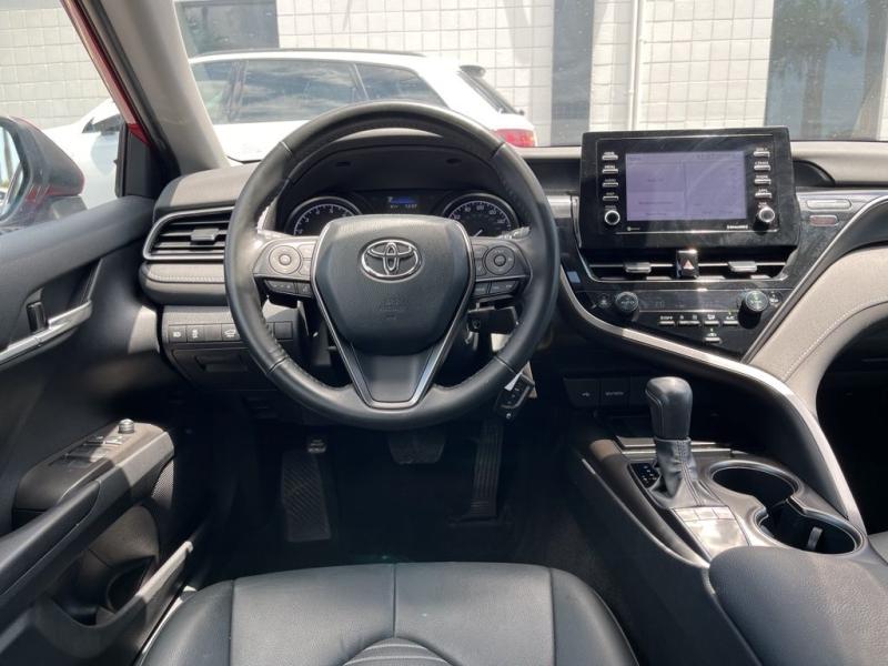 Toyota Camry Se - Thumbnail 17