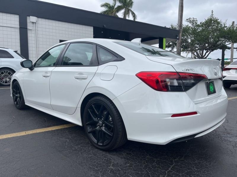 Honda Civic Sport - Thumbnail 4