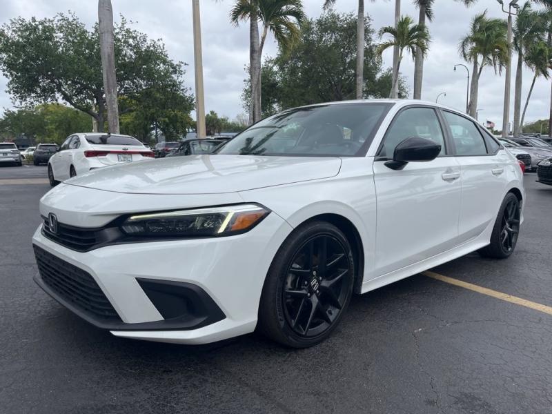 Honda Civic Sport - Thumbnail 2