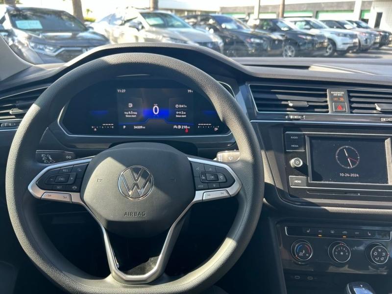 Volkswagen Tiguan 2.0T S - Thumbnail 13