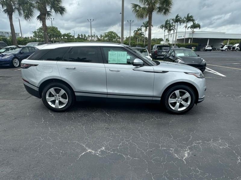 Land Rover Range Rover Velar S - Thumbnail 4