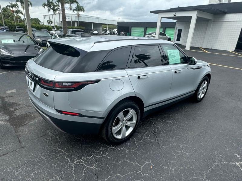 Land Rover Range Rover Velar S - Thumbnail 5