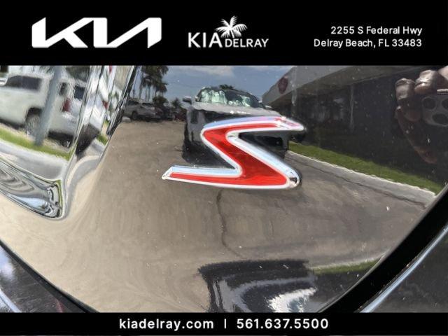 Kia Forte S - Thumbnail 10