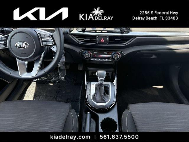 Kia Forte S - Thumbnail 14