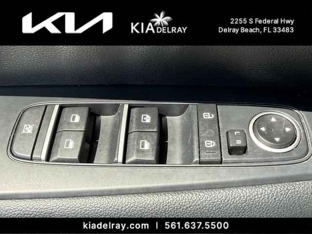 Kia Forte S - Thumbnail 17