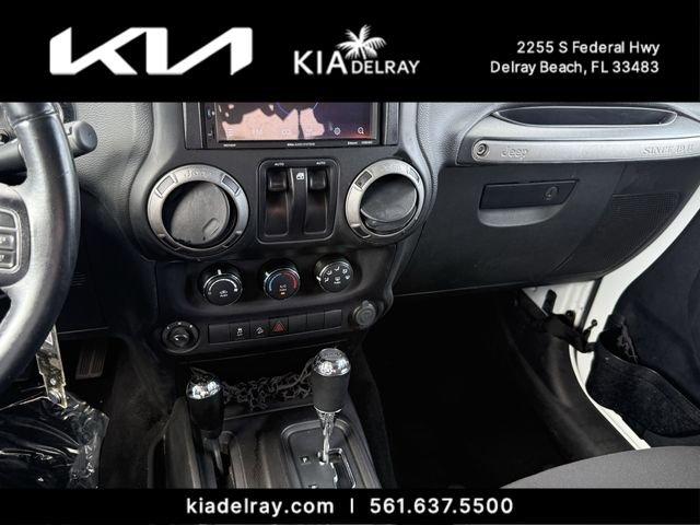 Jeep Wrangler Sport - Thumbnail 18