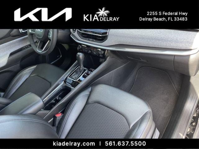 Jeep Compass Latitude - Thumbnail 11