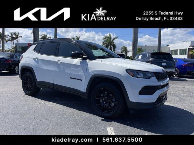 Jeep Compass Altitude - Thumbnail 2