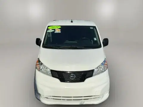 Nissan Nv200 S Van 4D - Thumbnail 4