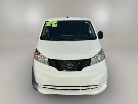 Nissan Nv200 S Van 4D - Thumbnail 3