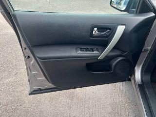 Nissan Rogue - Thumbnail 12