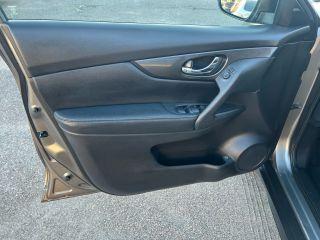 Nissan Rogue - Thumbnail 13