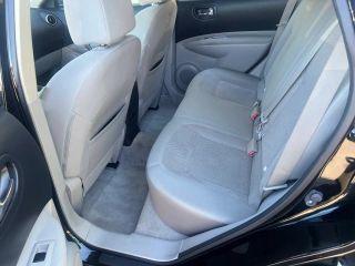 Nissan Rogue Select - Thumbnail 3