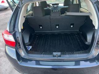 Subaru Impreza - Thumbnail 4