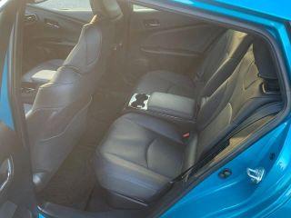 Toyota Prius Prime - Thumbnail 3