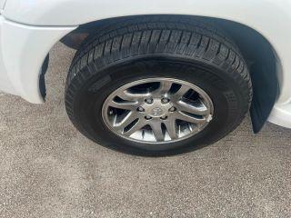 Toyota Sequoia - Thumbnail 5