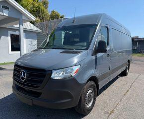 Ford Transit 250 Cargo Van - Thumbnail 5