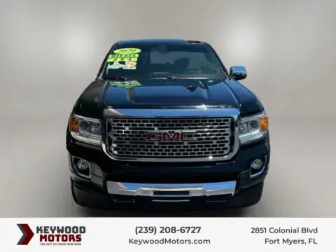GMC Canyon Crew Cab Denali Pickup 4D 6 Ft - Thumbnail 3