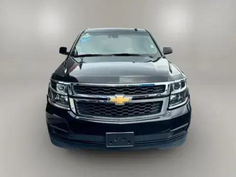 Chevrolet Tahoe Lt Sport Utility 4D - Thumbnail 3
