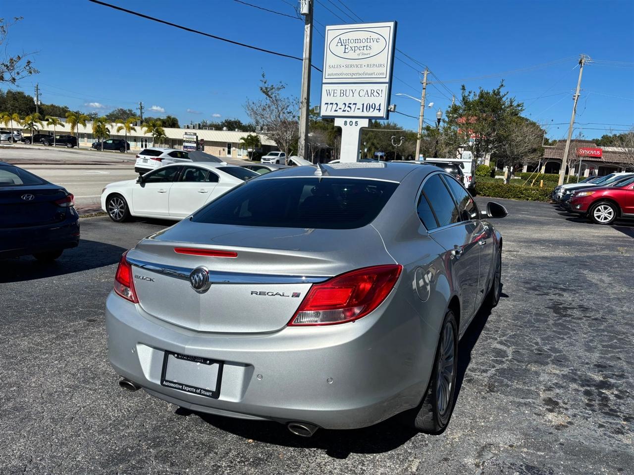 Buick Regal Turbo Premium 1 - Thumbnail 6