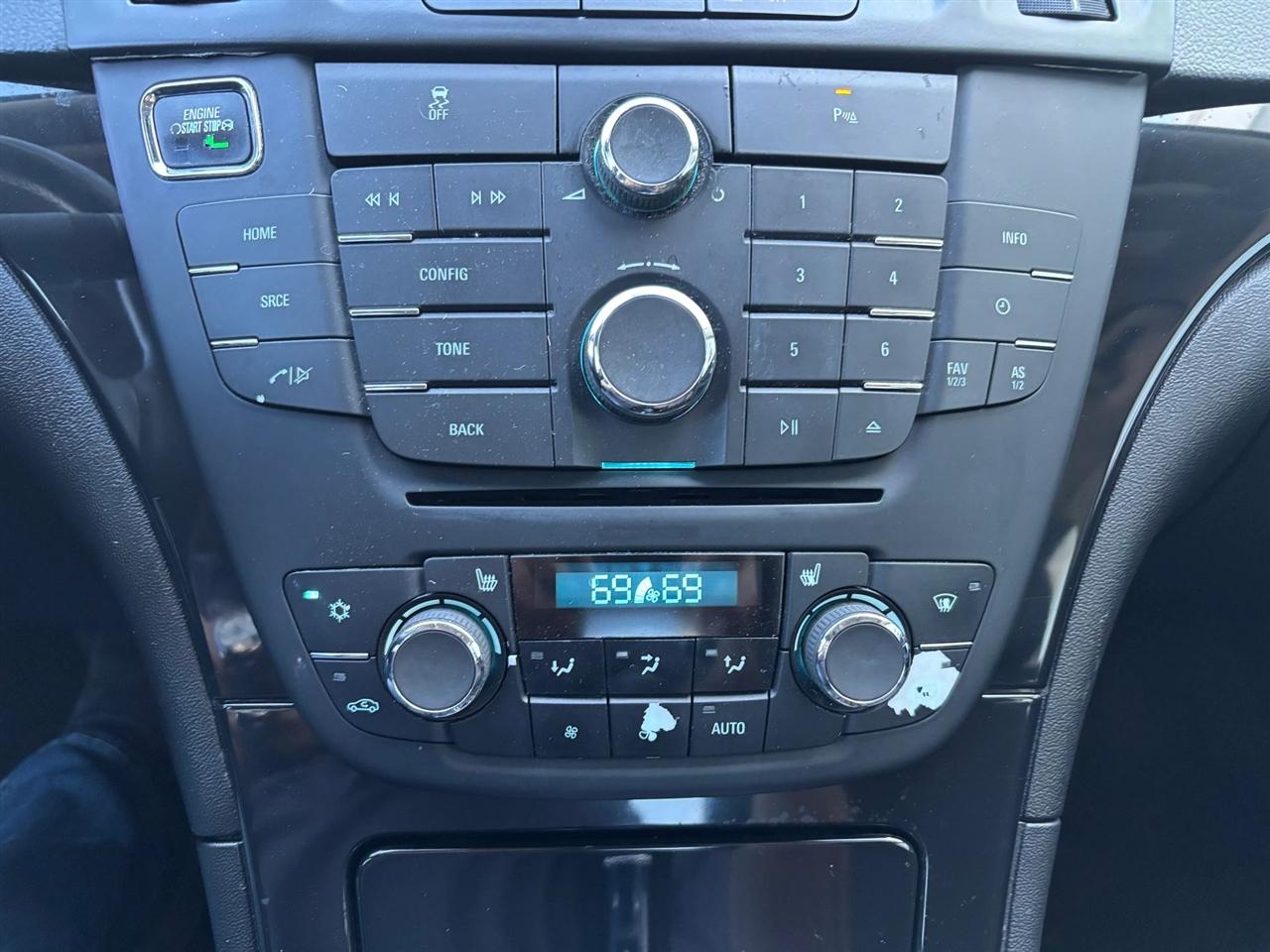 Buick Regal Turbo Premium 1 - Thumbnail 18