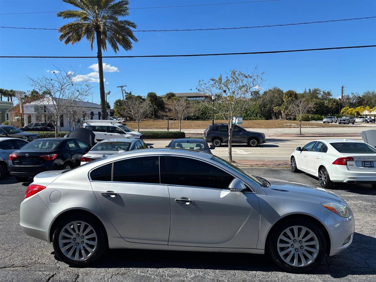 Buick Regal Turbo Premium 1 - Thumbnail 7