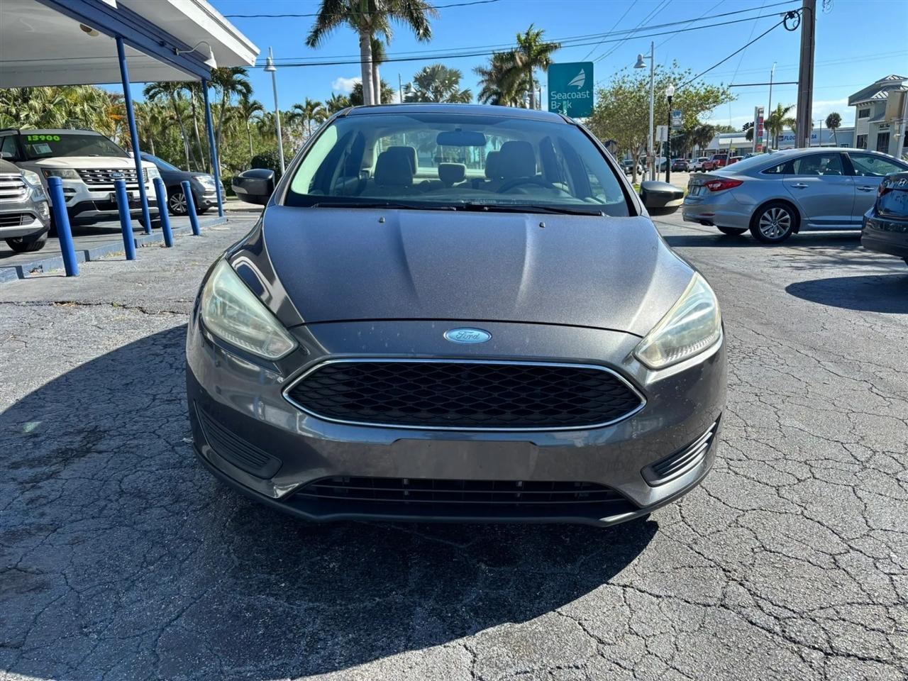 Ford Focus Se Sedan - Thumbnail 9