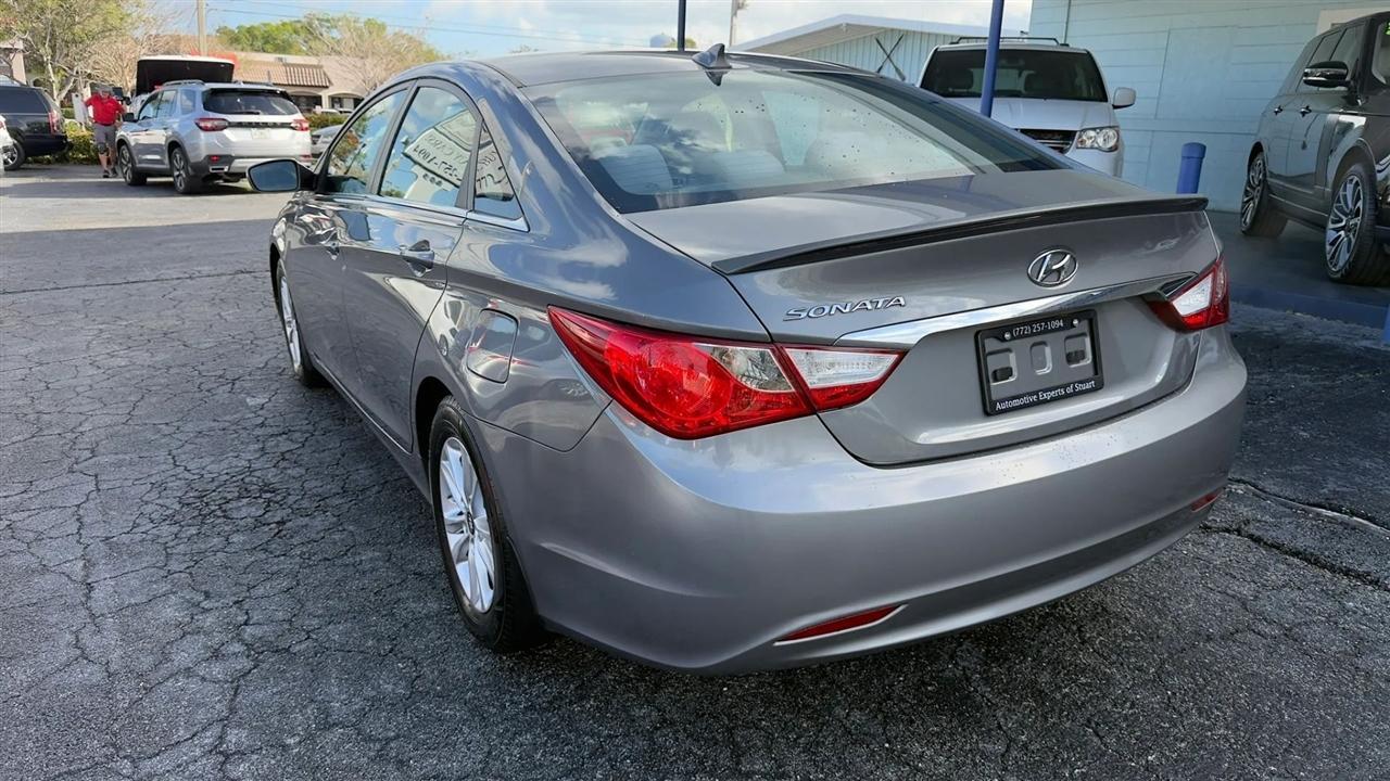 Hyundai Sonata Gls - Thumbnail 3