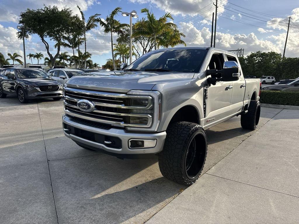 Ford F-250Sd Limited 4Wd 4D Crew Cab - Thumbnail 11