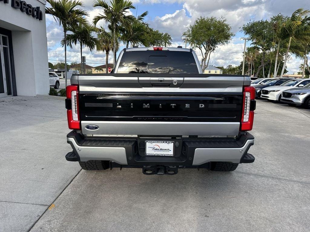 Ford F-250Sd Limited 4Wd 4D Crew Cab - Thumbnail 4