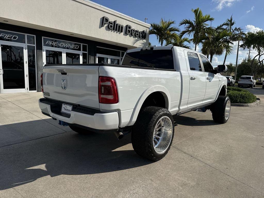 Ram 2500 Laramie Longhorn 4Wd 4D Mega Cab - Thumbnail 5