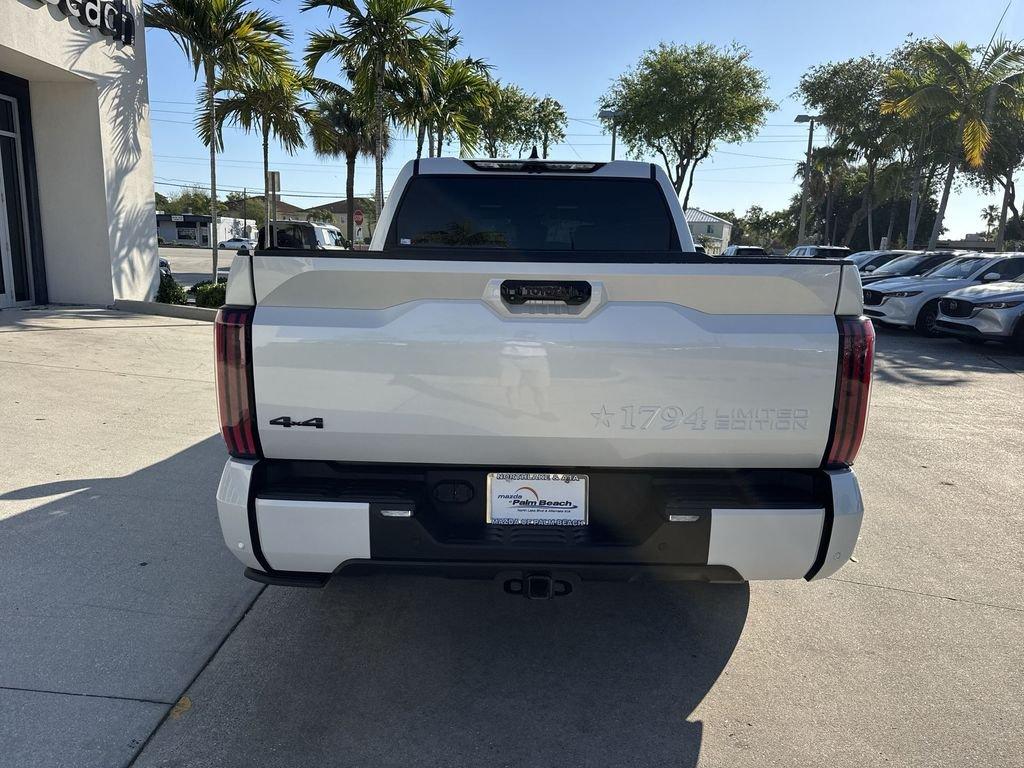 Toyota Tundra Hybrid Platinum 1794 Edition 4Wd 4D Crew Cab - Thumbnail 4