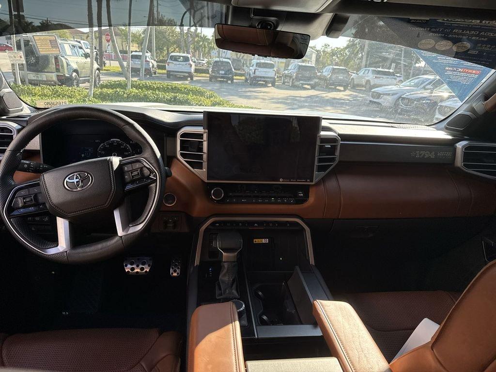 Toyota Tundra Hybrid Platinum 1794 Edition 4Wd 4D Crew Cab - Thumbnail 16