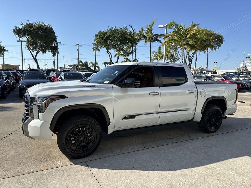 Toyota Tundra Hybrid Platinum 1794 Edition 4Wd 4D Crew Cab - Thumbnail 12