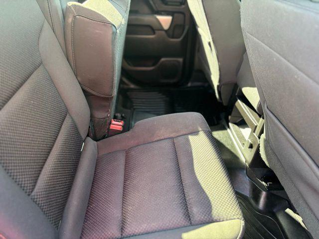 Chevrolet Silverado 1500 LD - Thumbnail 17