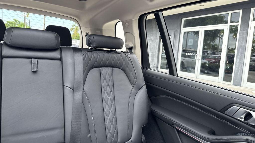 Bmw X7 Xdrive40I Awd 4D Sport Utility - Thumbnail 20