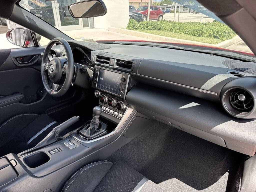 Toyota Gr86 Premium Rwd 2D Coupe - Thumbnail 16